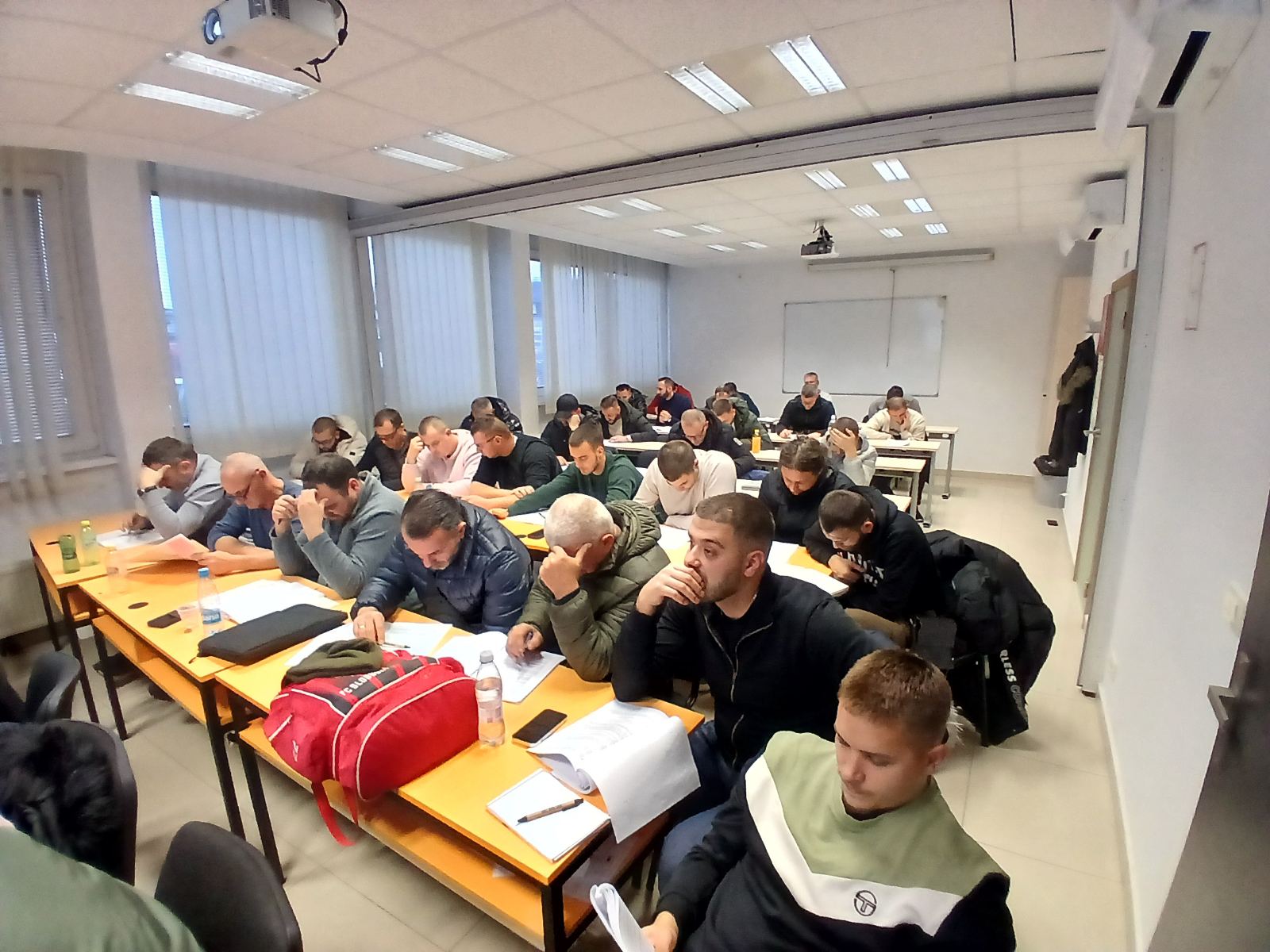 Professional instructor teaching KOD95